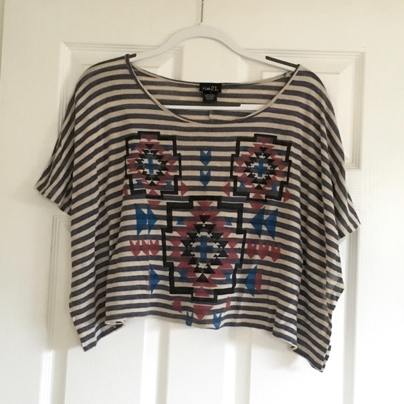 Southwestern Style Crop Top - Picture 1 of 2